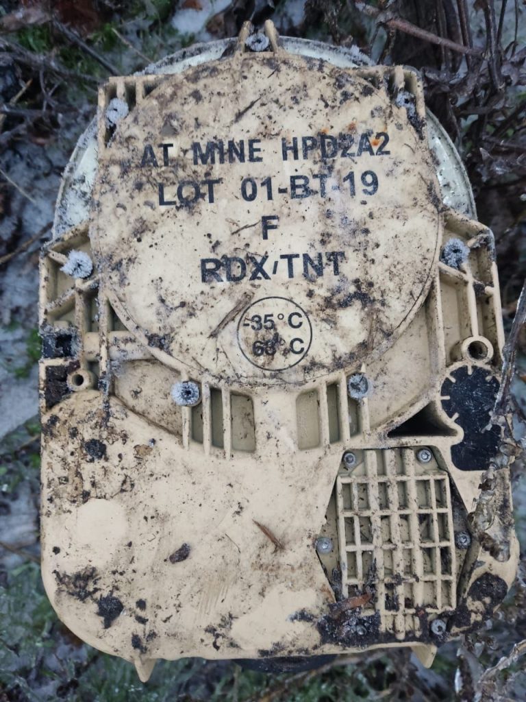 Французские пластиковые неизвлекамые противотанковые мины HPD2A2 на вооружении украинской армии