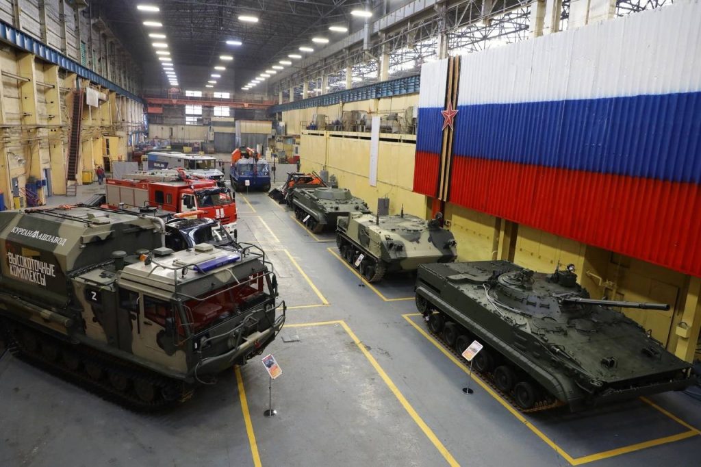 Кадры посещения секретарем СБ РФ Николаем Патрушевым Курганмашзавода