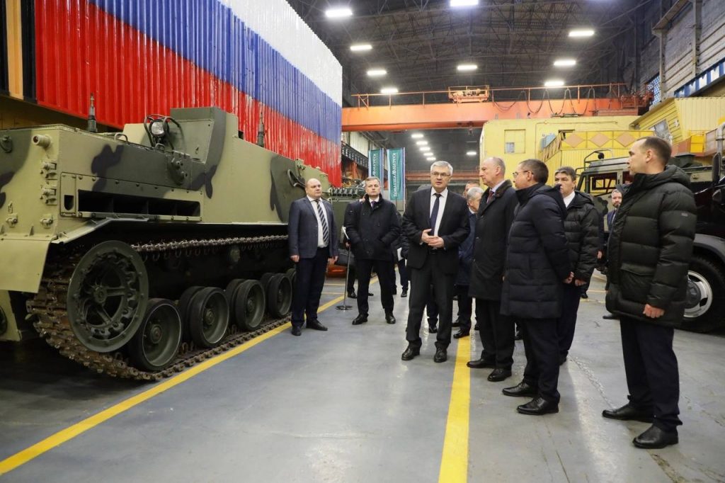 Кадры посещения секретарем СБ РФ Николаем Патрушевым Курганмашзавода