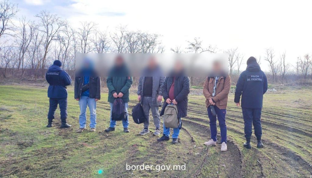 Пятеро граждан Украины задержаны вскоре после незаконного пересечения границы с Украиной