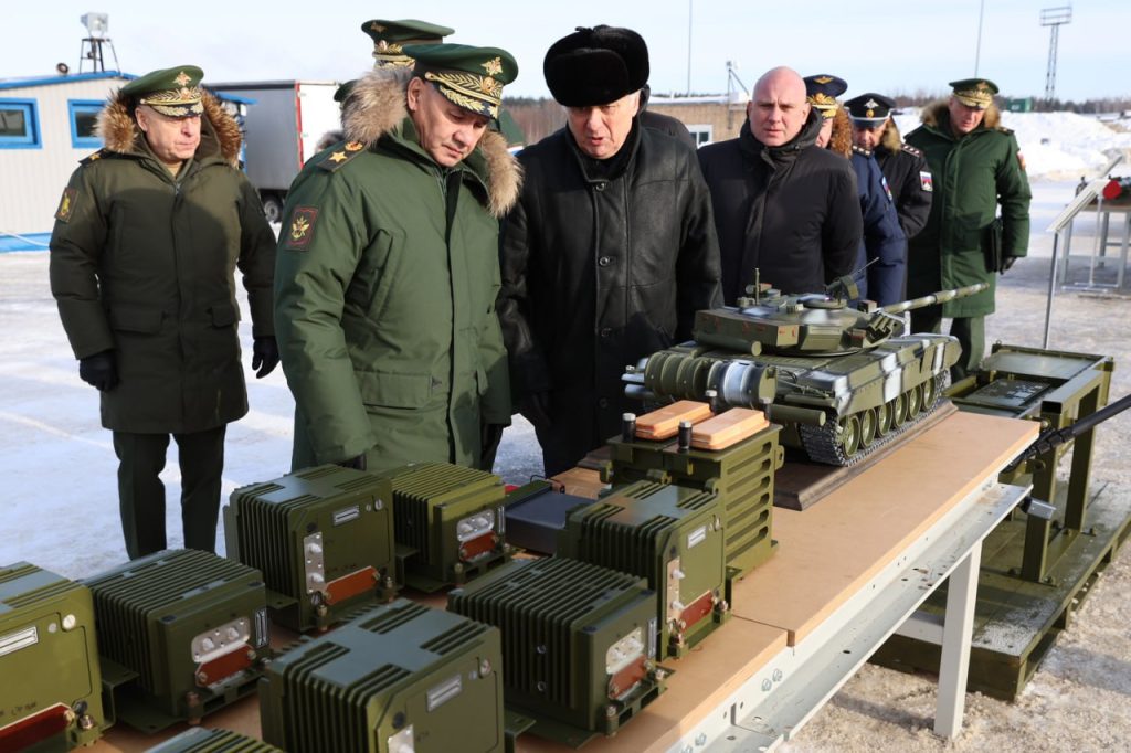 Министр обороны РФ Сергей Шойгу проверил выполнение ГОЗ по производству ракетных комплексов в Московской области