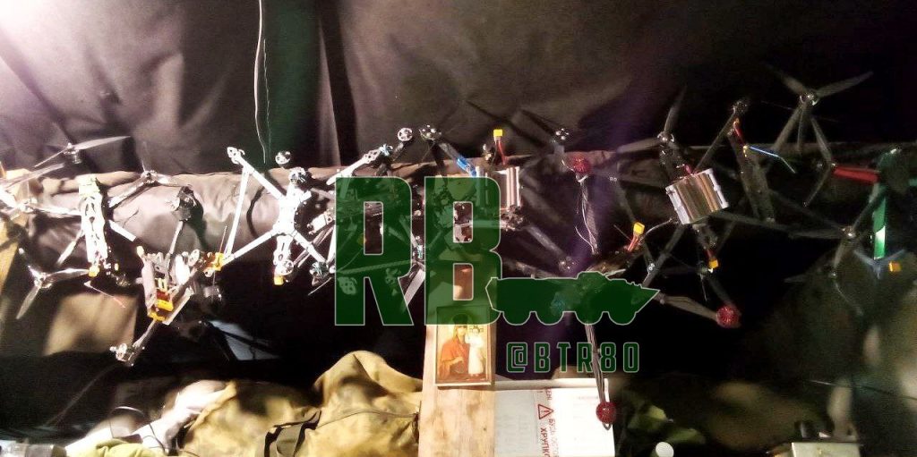 Украинские дроны массового "сдаются" группировке "Отважные"