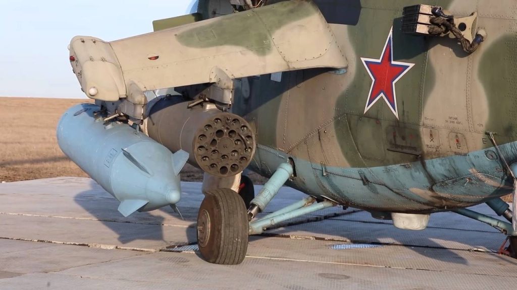 Ударный вертолёт Ми-35М с БКО Л-370 «Витебск» армейской авиации ВКС РФ в зоне проведения СВО. Военный Осведомитель