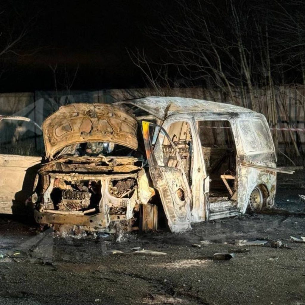 В Одесской области была взорвана машина "Украинской добровольческой армии", в которой находился активист "Правого сектора" Альберт Кручинин вместе с женой