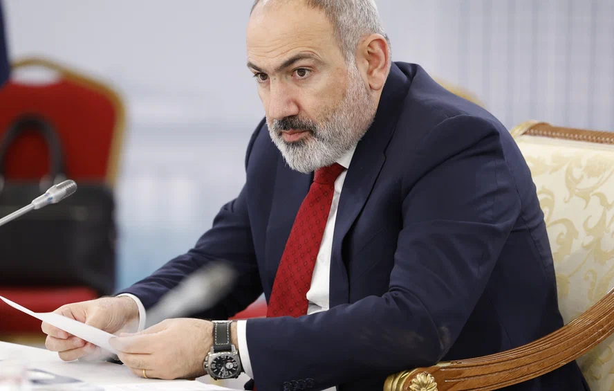 Премьер-министр Армении Никол Пашинян в интервью France 24 заявил, что Ереван приостановил свое участие в ОДКБ