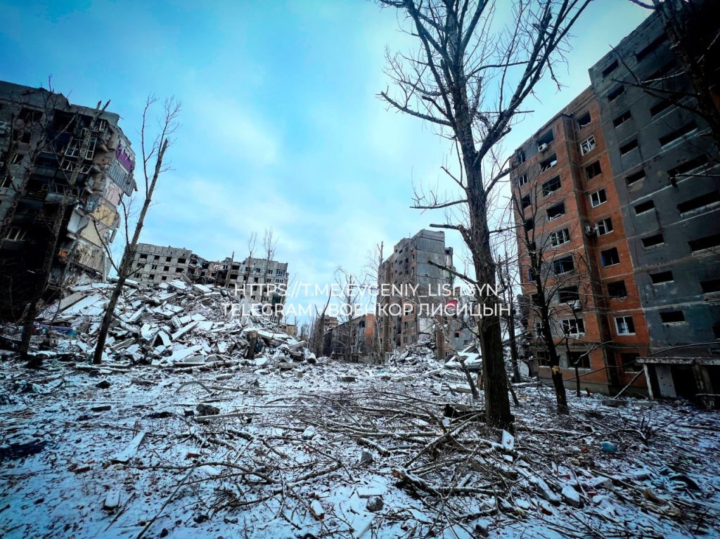 Кадры с разбитого центра Авдеевки