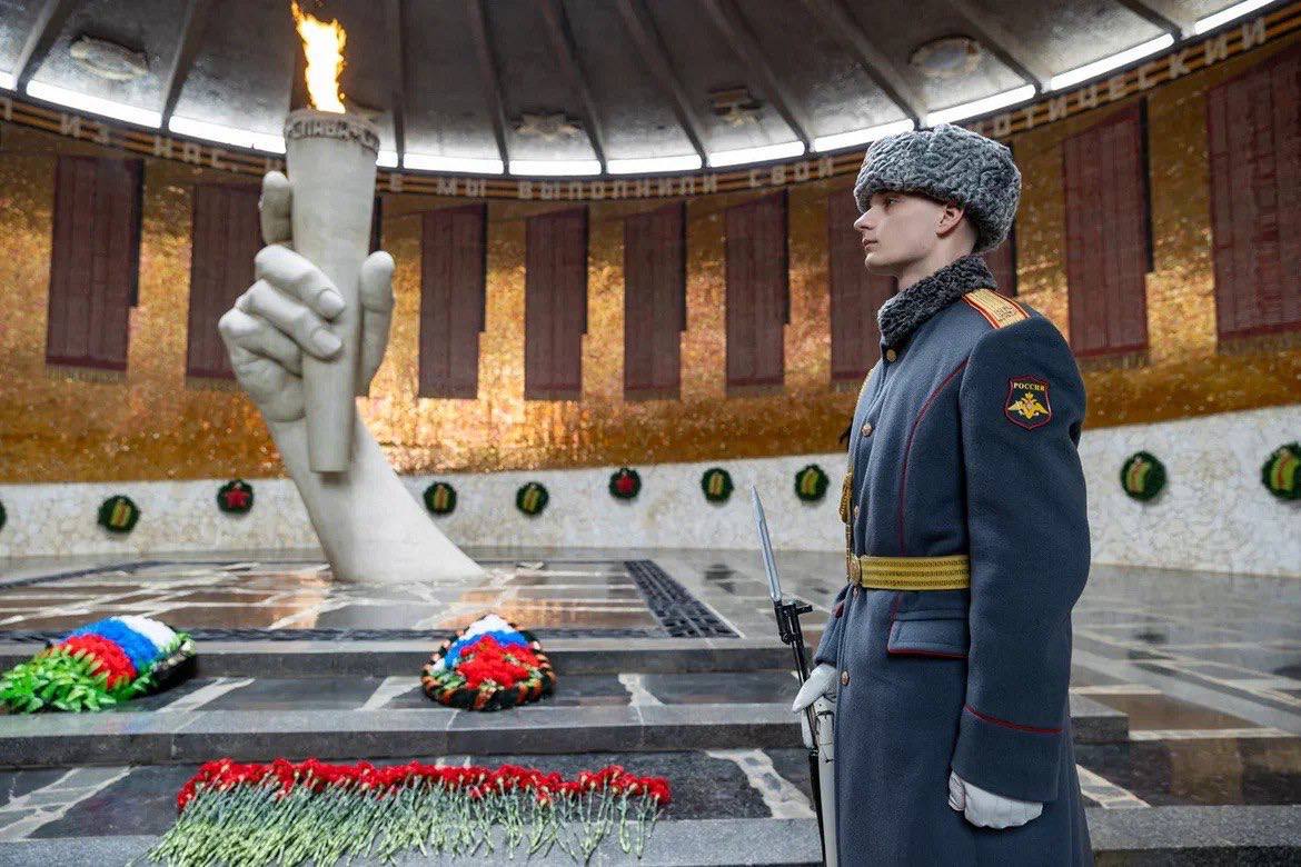 Двести дней, переломивших ход войны