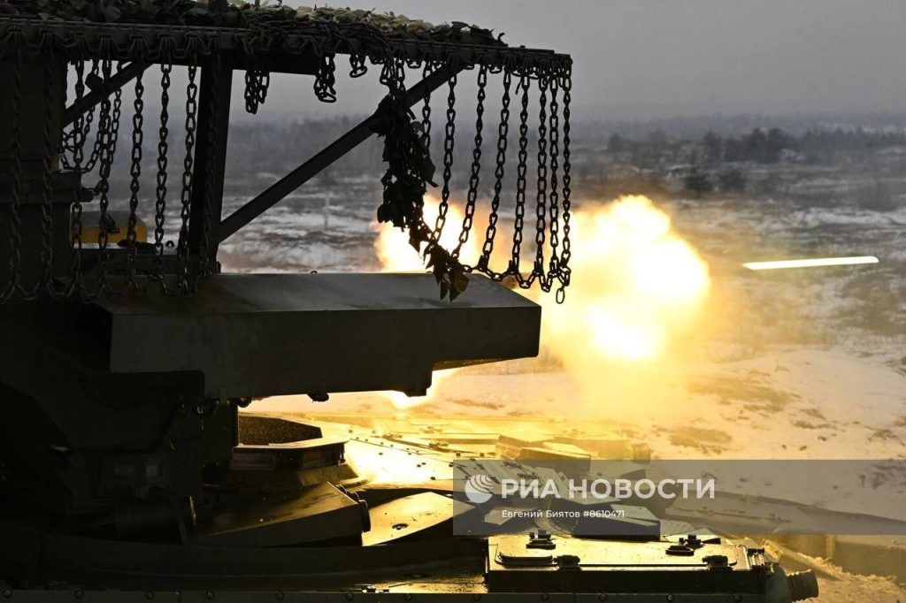 Свежо выглядящие "Терминаторы" ЦВО во время учений