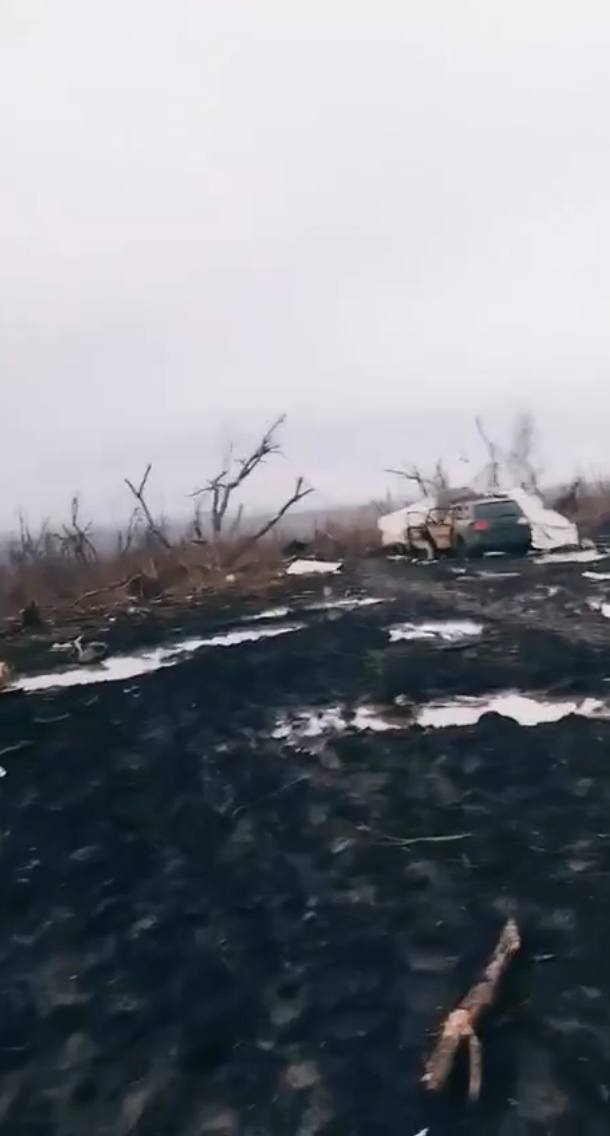 Внедорожник - уничтожен. Где-то в зоне СВО