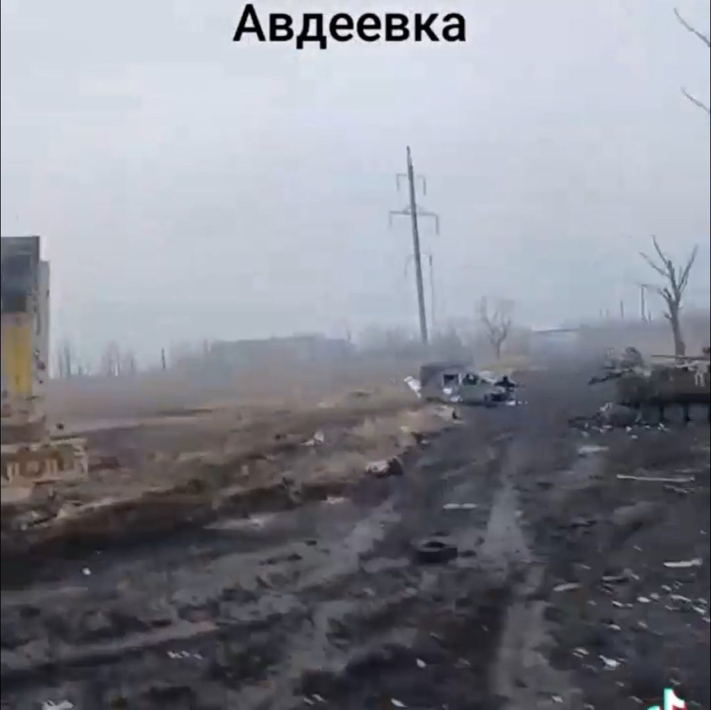 Отступление ВСУ и зачистка города: главное по обстановке в Авдеевке на 17 февраля