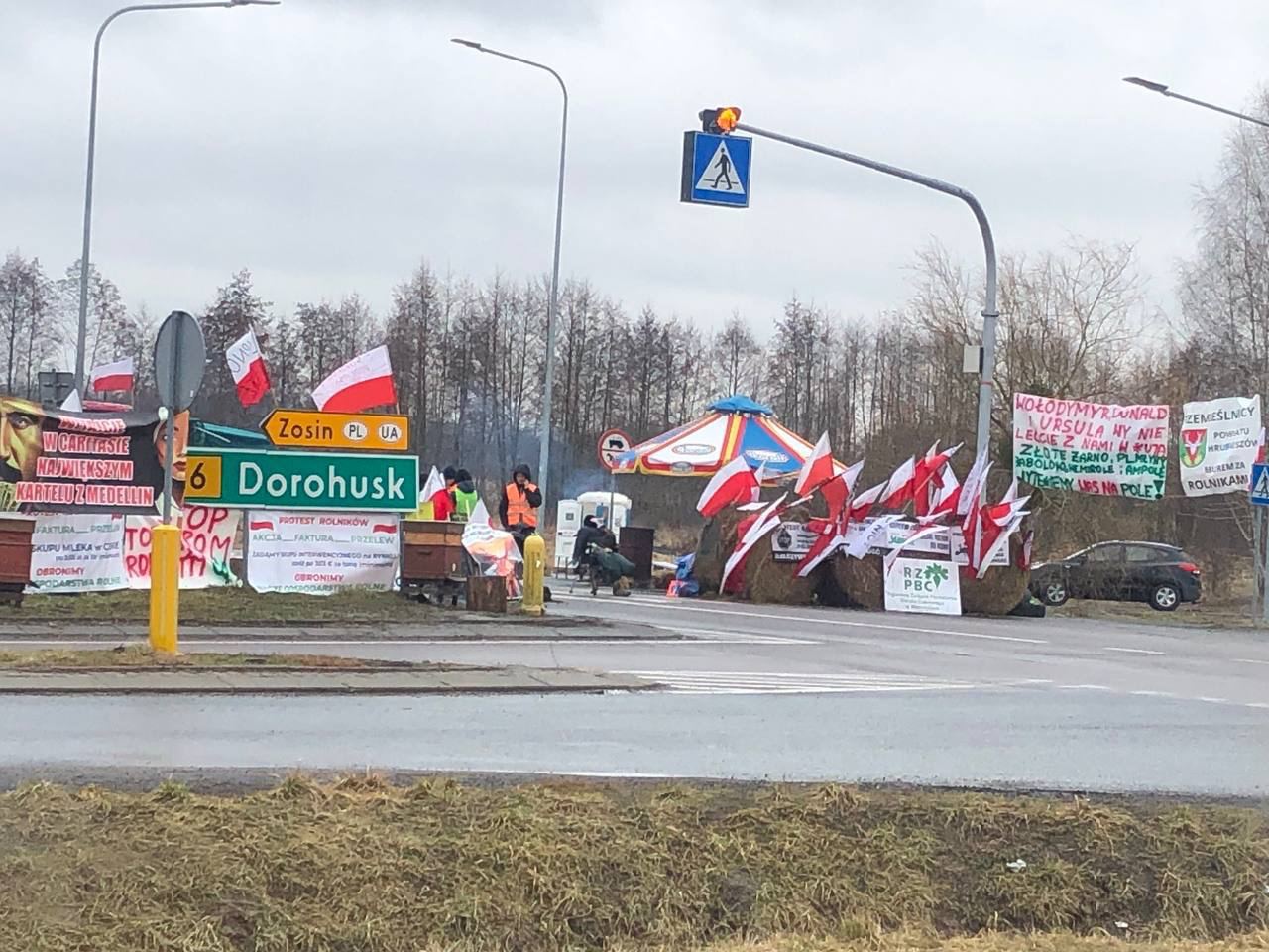 Польские фермеры начали акции протеста по всей стране