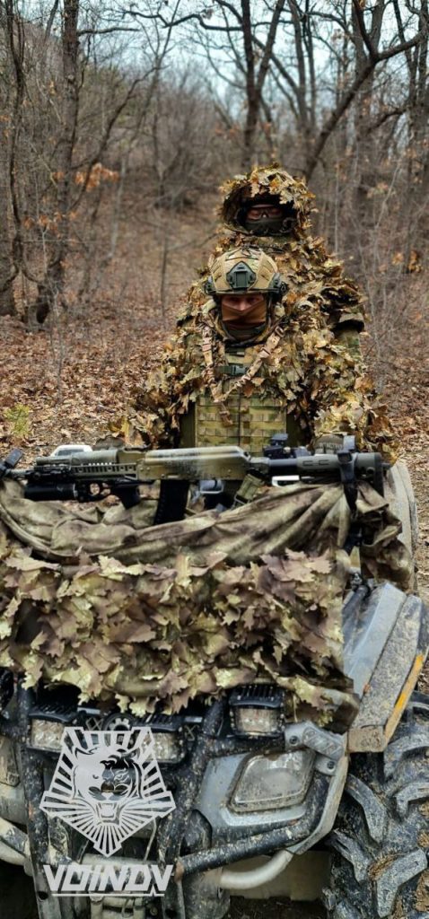 Камчатские воины продолжают делиться кадрами с мест выполнения специальный задач на одном из направлений в зоне СВО