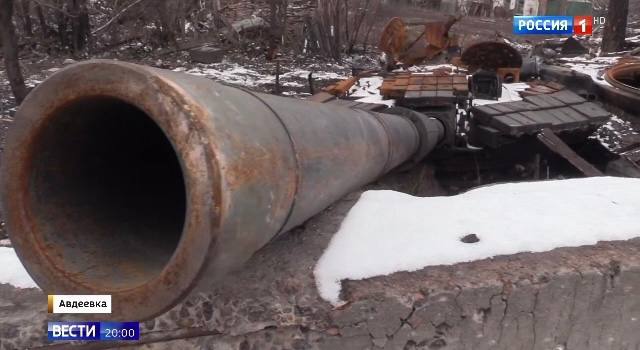Т-64БВ - уничтожен. В н.п Авдеевка Донецкой области