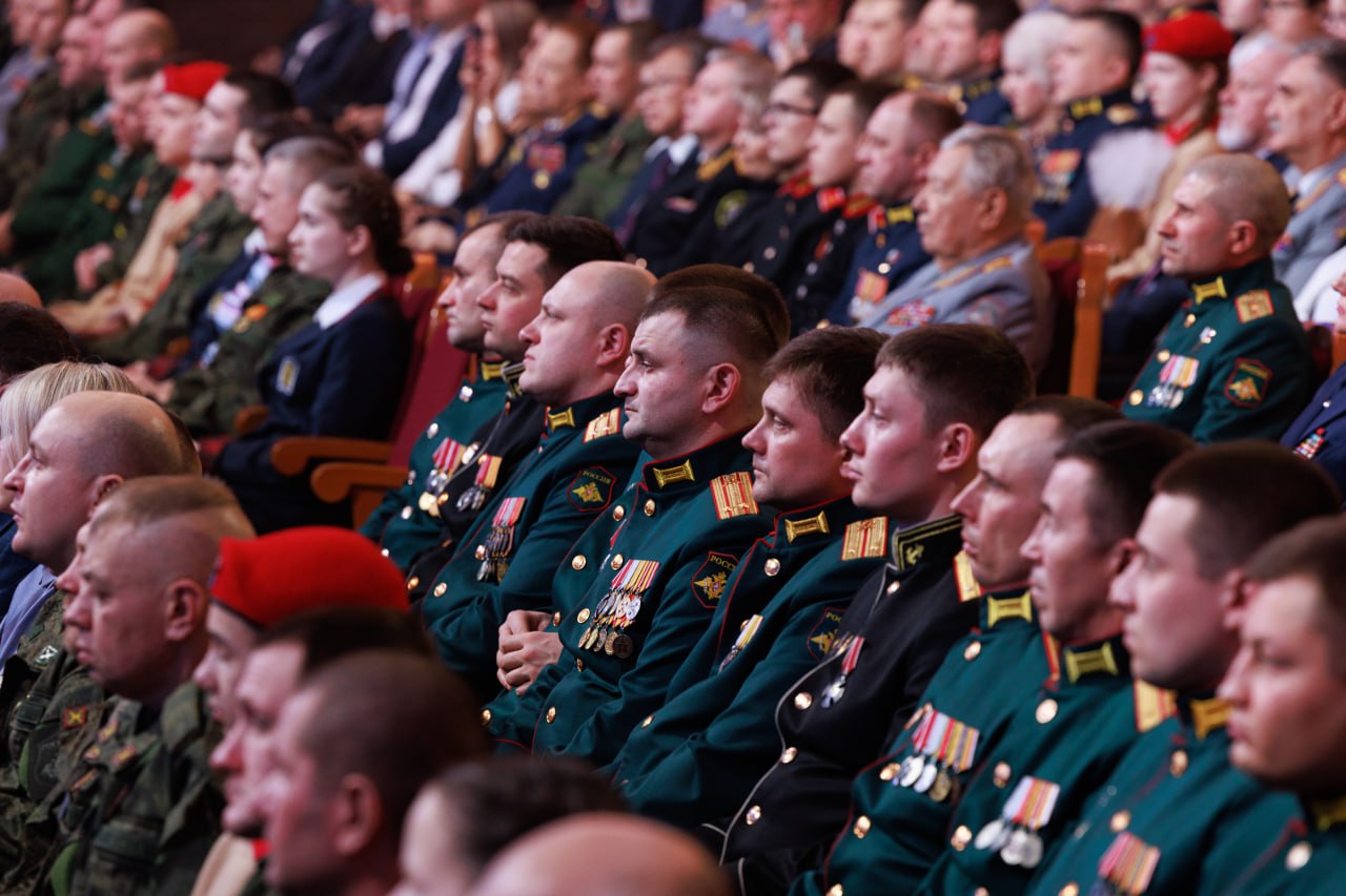 В Центральном академическом театре Российской Армии состоялся праздничный концерт, посвященный Дню защитника Отечества