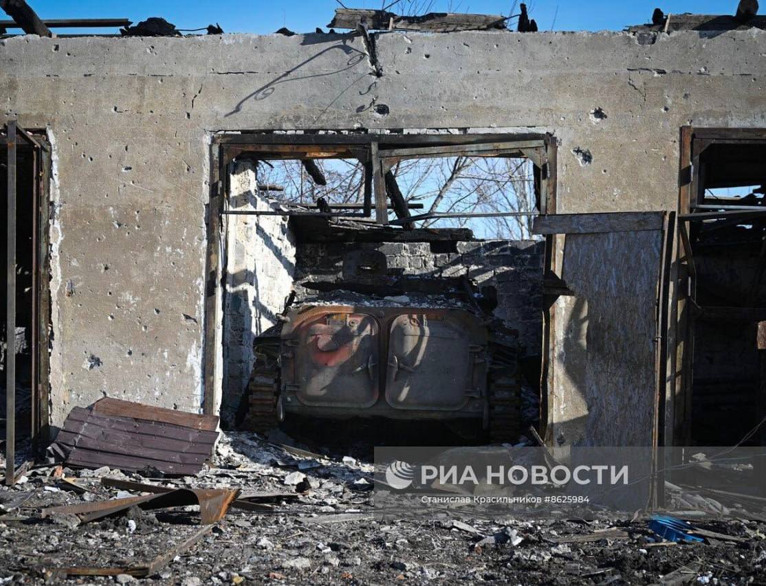 БМП-2 - уничтожена. В н.п Авдеевка Донецкой области