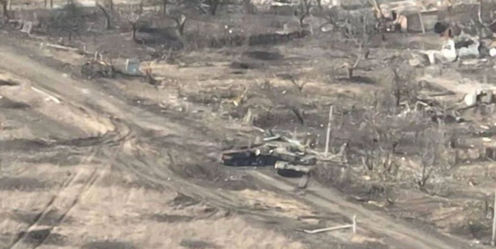 ⚡Сообщают, что на авдеевском направлении уничтожен ещё один танк M1 Abrams