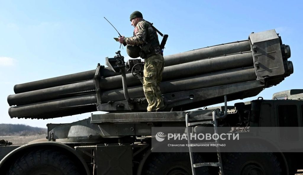 Боевая работа расчёта РСЗО 9К57 «Ураган» Центрального военного округа на Авдеевском направлении