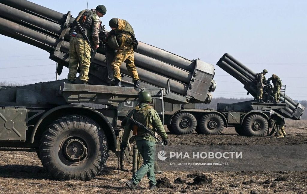 Боевая работа расчёта РСЗО 9К57 «Ураган» Центрального военного округа на Авдеевском направлении