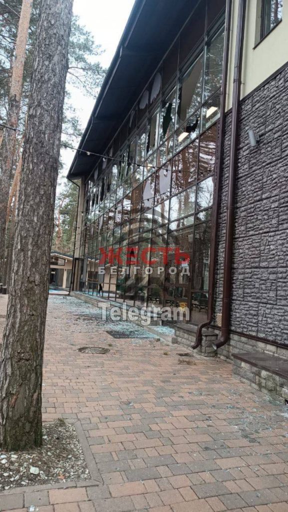 Украинские войска обстреляли и медучреждение в Белгороде