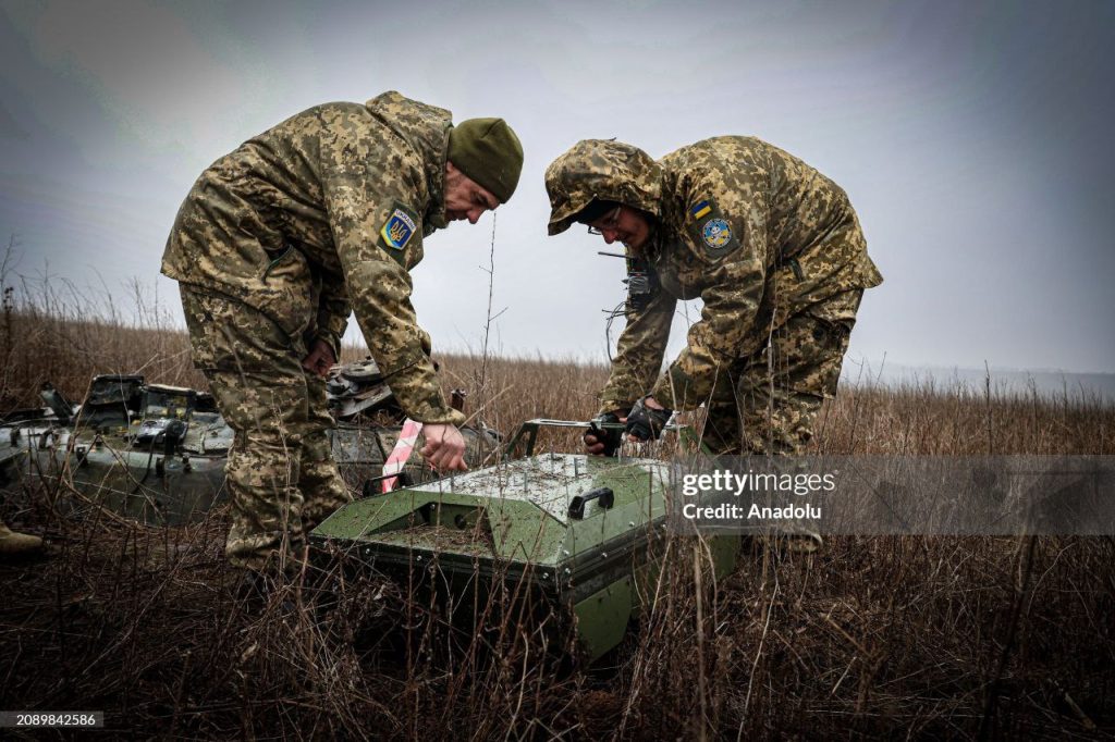 Полевые испытания очередной роботизированной платформы одного из подразделений ВСУ