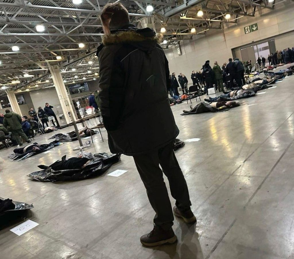 Страшное фото злодеяний террористов из зала «Крокус Сити Холла»