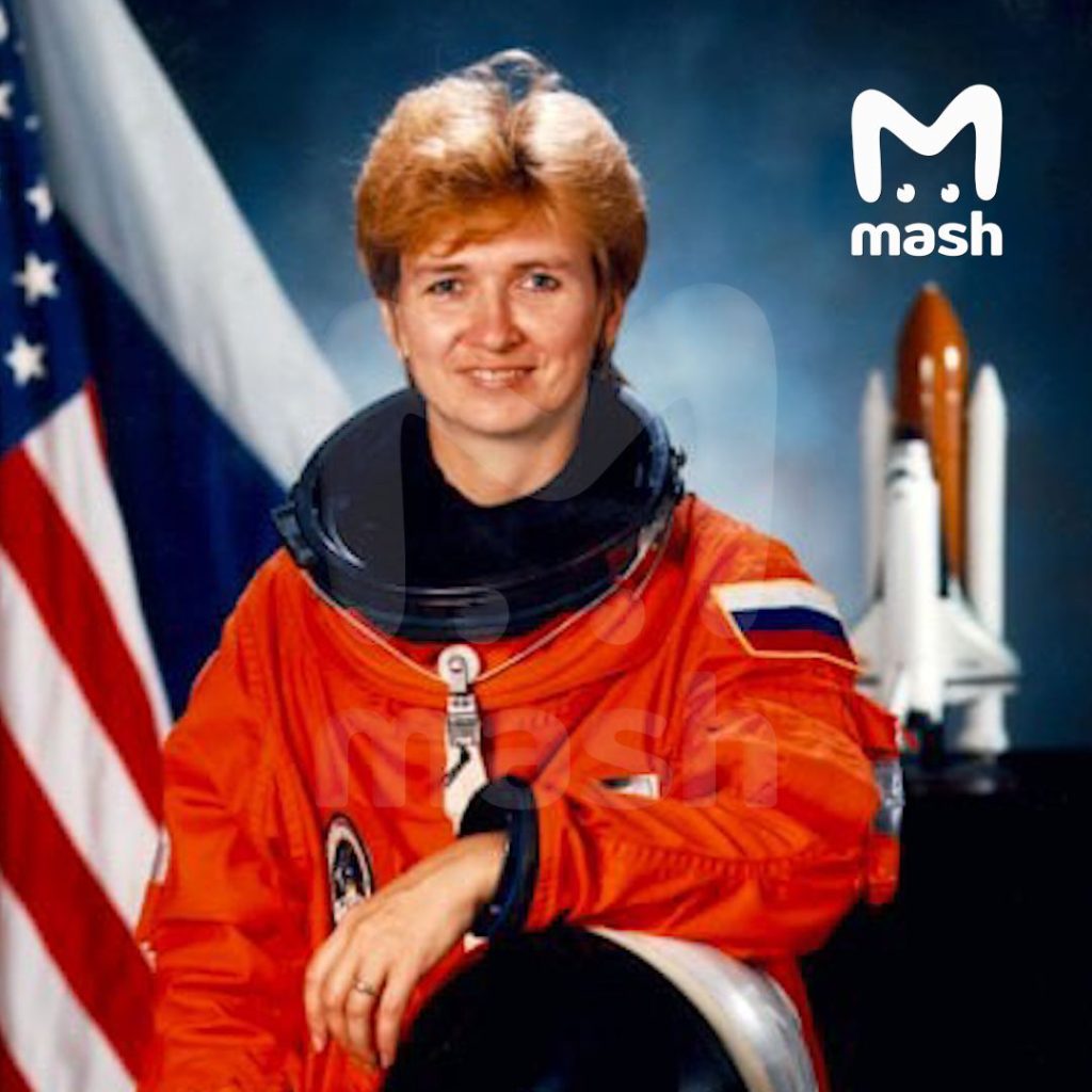 Одна из погибших в "Крокусе" — дочь семьи космонавта Евгения Рюмина (первое фото). Ей было 38 лет.