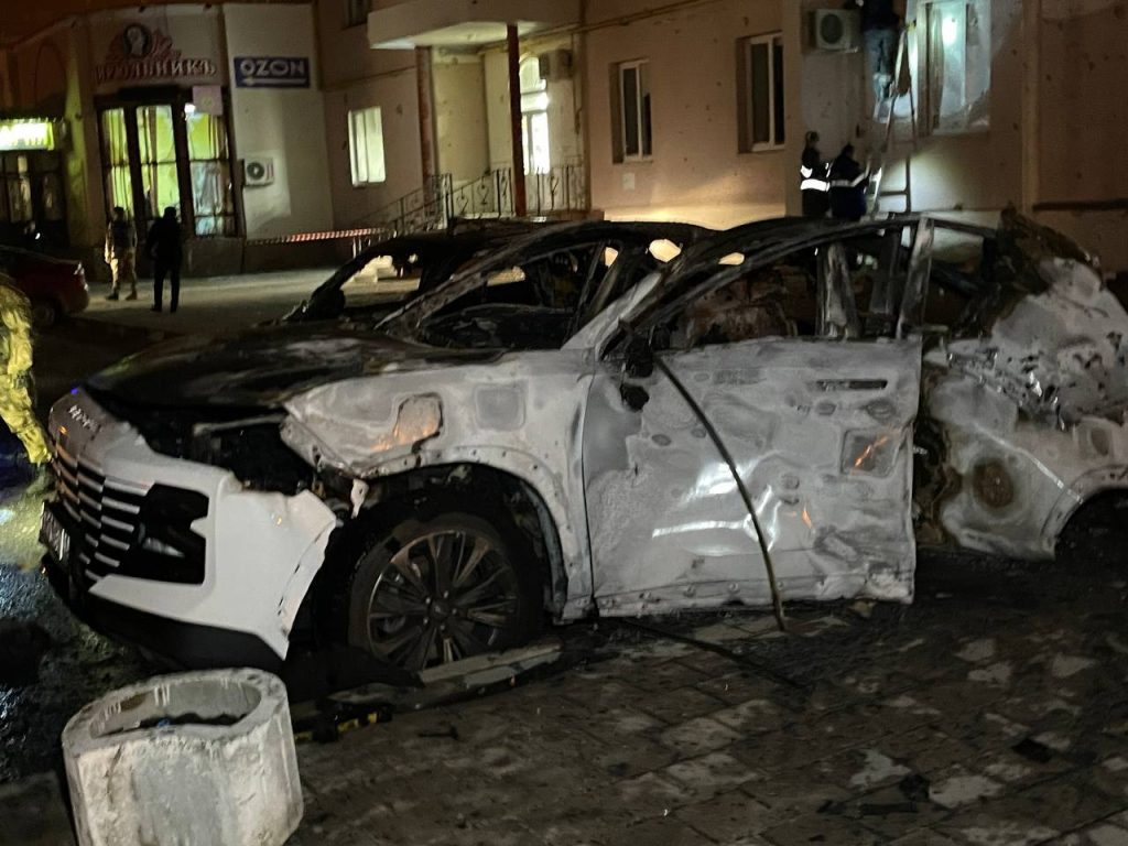 Белгород после вечернего обстрела со стороны ВСУ. На подлете к городу системами ПВО сбито 16 воздушных целей