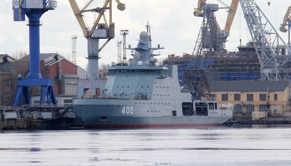 Строящийся на АО "Адмиралтейские верфи"  головной патрульный корабль ледового класса «Иван Папанин» проекта 23550 для ВМФ РФ. Наши дни.