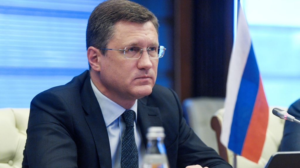 Вице-премьер Александр Новак рассказал о динамике сокращения добычи и экспорта нефти из России в ближайшие месяцы