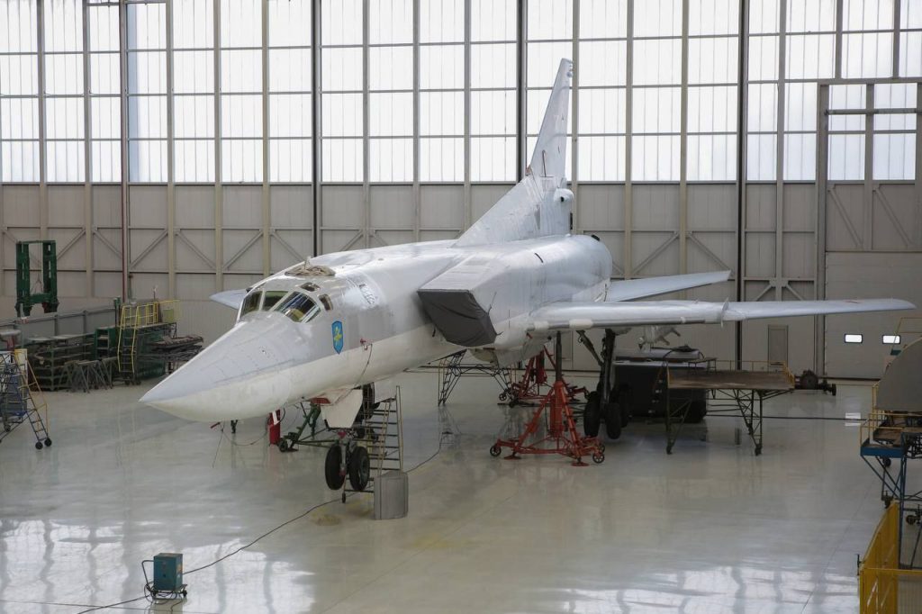 Производство бомбардировщиков Ту-22М3 на заводе "Туполев" в Казани