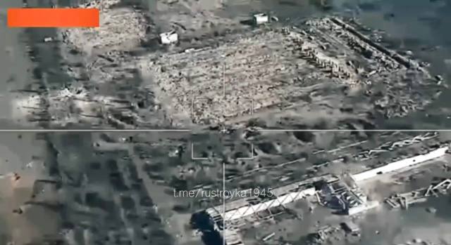 БМП-2 - повреждена и брошена. В северо-восточной части