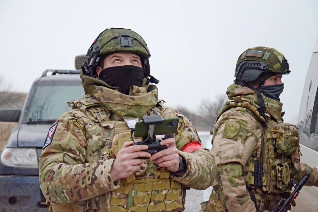 Спецназ Росгвардии проводит «адресные» мероприятия в одном из посёлков ЛНР