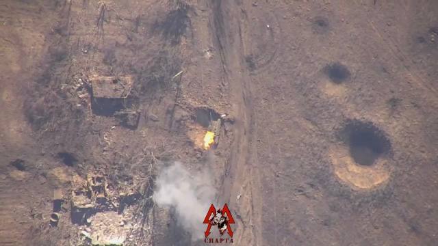 Т-64БВ - уничтожен. В с. Тоненькое Донецкой области