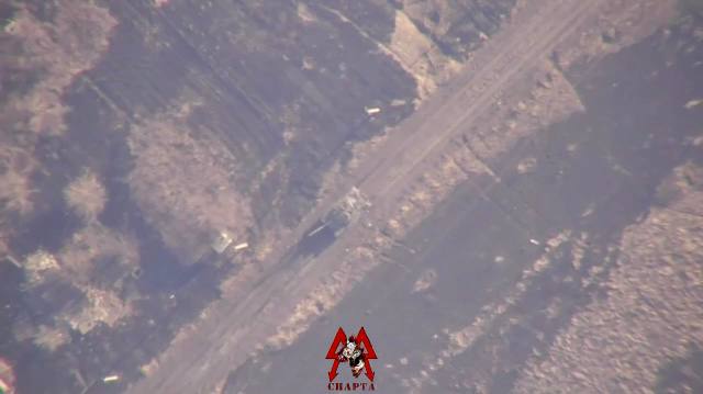Т-72М1 - уничтожен. Близ с. Тоненькое Донецкой области