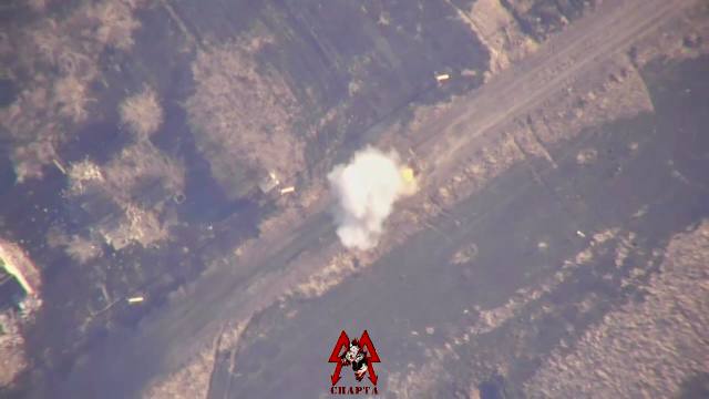 Т-72М1 - уничтожен. Близ с. Тоненькое Донецкой области