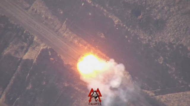 Т-72М1 - уничтожен. Близ с. Тоненькое Донецкой области