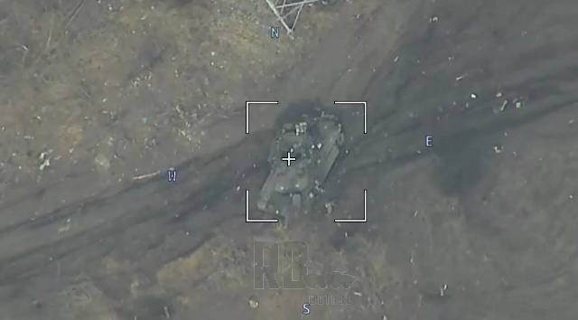 M1A1SA - поврежден и брошен
