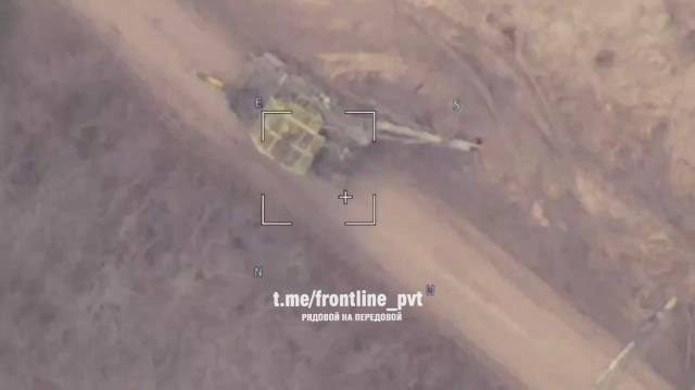 Т-72М1 - уничтожен. Возле с. Звановка Донецкой области
