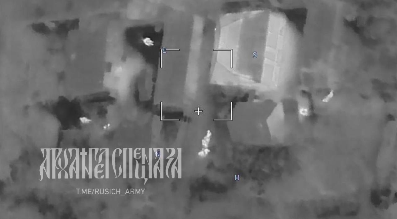 Противник заходил на улицы Мира и Лесную. Продвинуться дальше у него не получается из-за хорошо подготовленной обороны