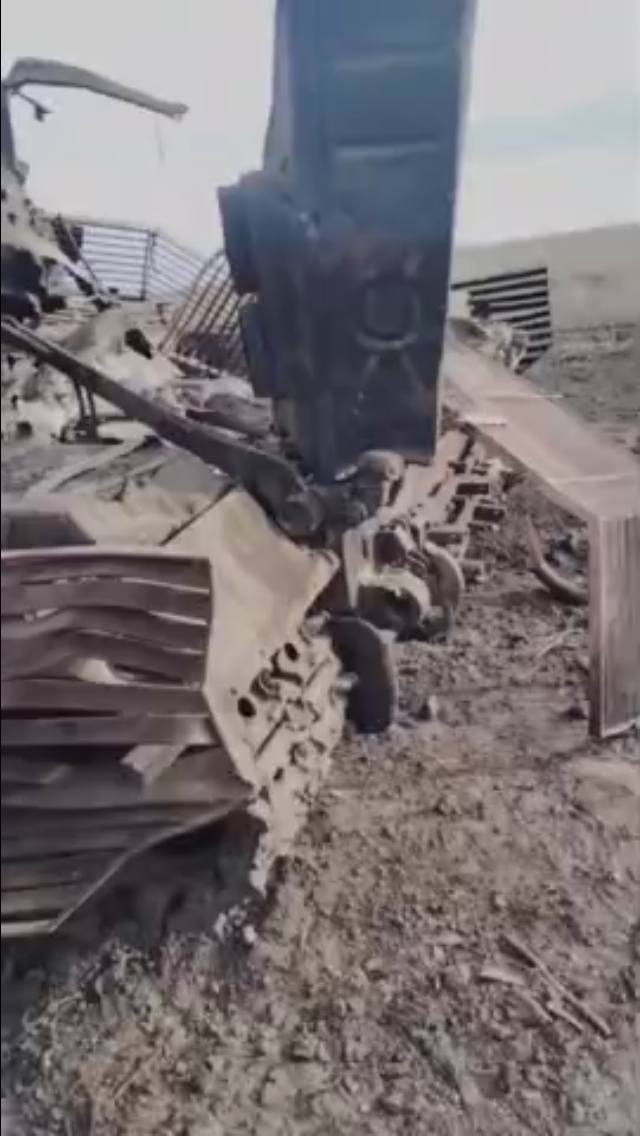 Т-64БВ - уничтожен. В Запорожской области