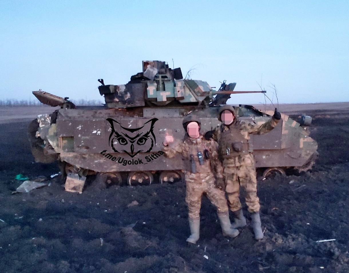 M2A2 ODS-SA Bradley - повреждена и брошена
