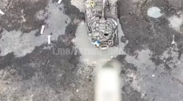 Т-80БВ - уничтожен. В поселке Поповка Сумской области