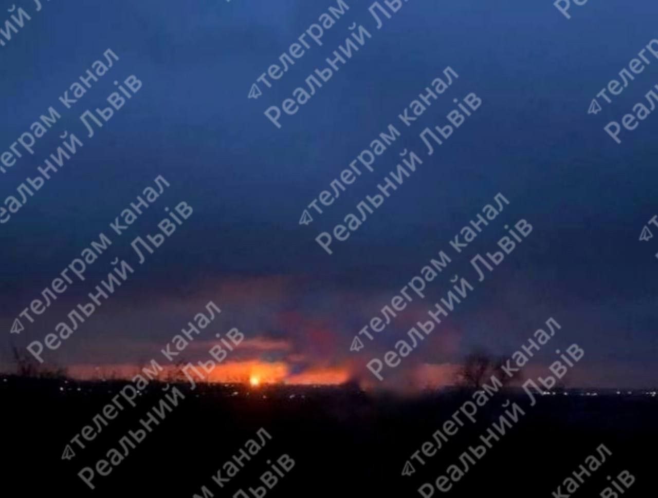 Противник заявляет о нанесении ударов 29 крылатыми ракетами Х-101/Х-555 из 14 самолетов стратегической авиации Ту-95МС ВКС и 28 ударными БПЛА "Герань-2"
