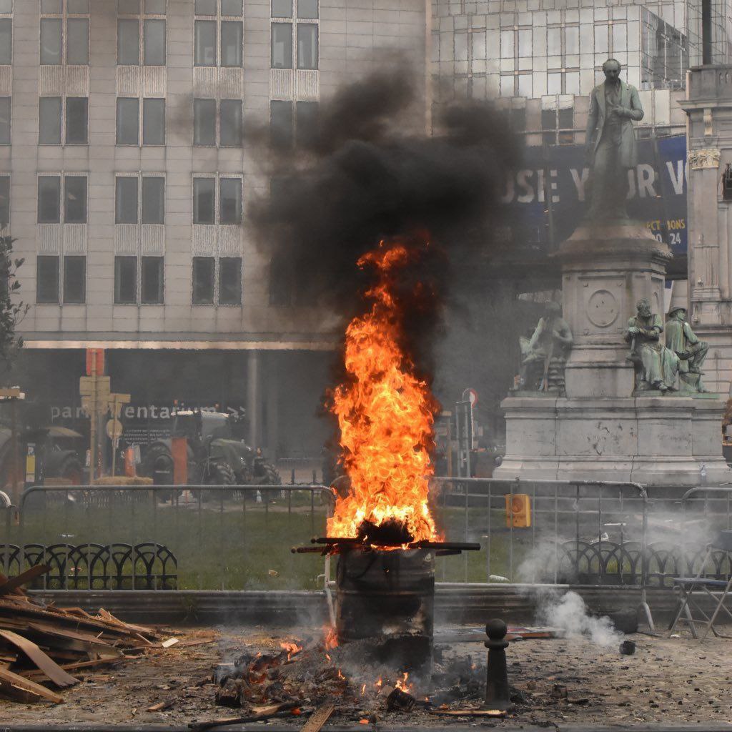 В Бельгии бушуют бунты фермеров