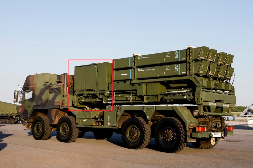 Некоторые паблики утверждают, что вторым транспортным средством, следовавшим за пусковой установкой БМ-27 «Ураган» уничтоженной в Харькове, была пусковая установка ЗРК IRIS-T