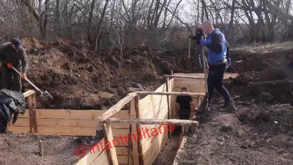 Появились новые фото строящихся позиций ВСУ в Харьковской области