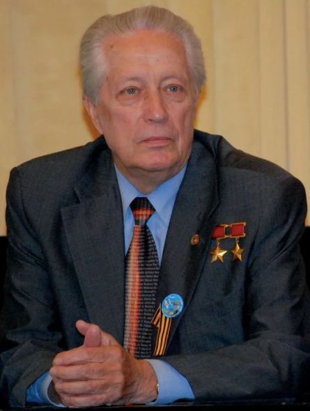 Советский космонавт, дважды Герой СССР Владимир Аксёнов скончался на 90-м году жизни – Роскосмос