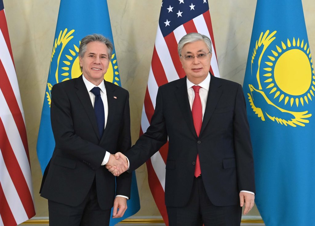 О попытках США использовать Казахстан для атомных испытаний
