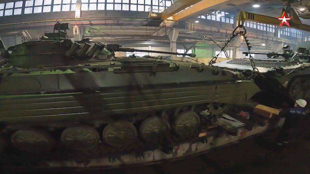 Цеха и окрестности 506-го Бронетанкового ремонтного завода в Амурской области