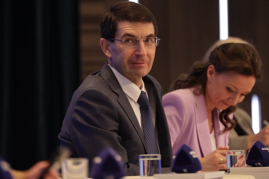 Юрий Подоляка - Вторая всероссийская конференция «Россия – большая семья больших семей. Многодетность как новая норма»: Мое выступление